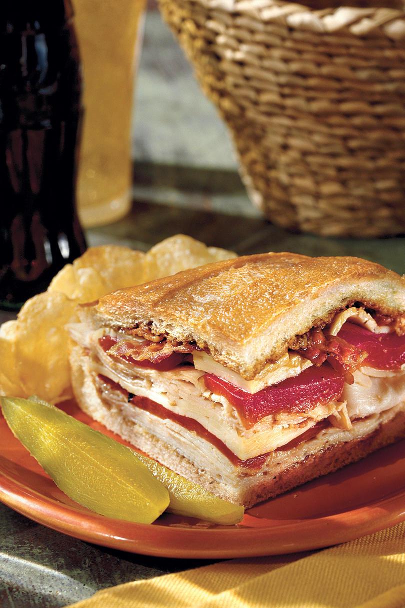 ديك رومي، Bacon, and Havarti Sandwich