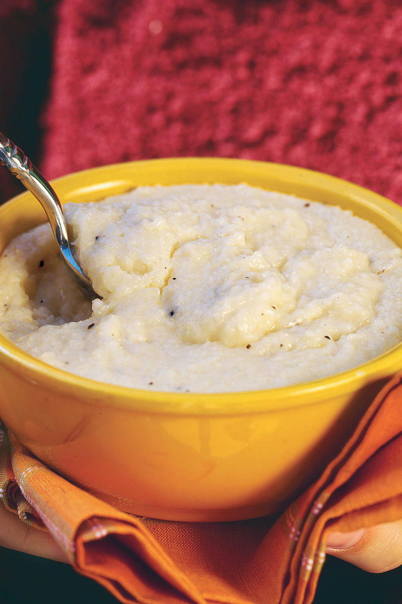 Padre's Day Brunch Recipe Ideas: Creamy Cheese Grits