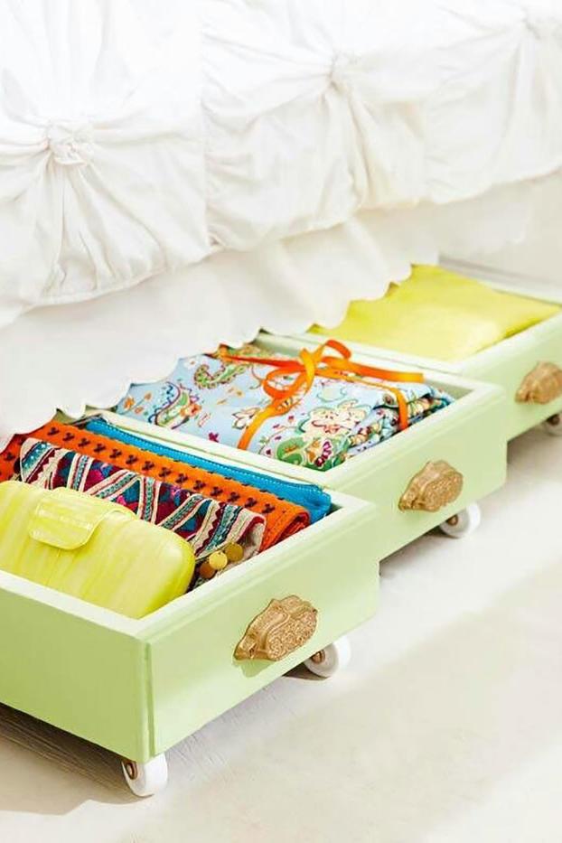 Стар Drawers Turned into Under-Bed Storage