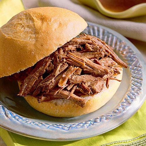 Langsom Cooker Recipes: French Dip Sandwiches Recipes