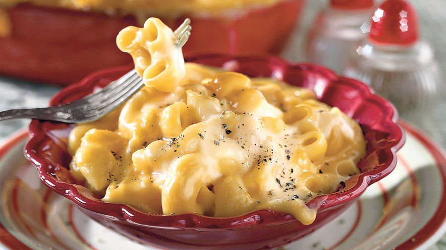 50 Best Thanksgiving Golden Mac and Cheese