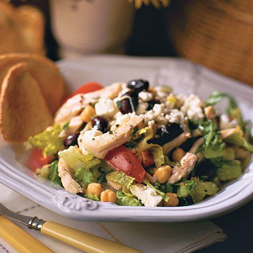 Sund og rask Main Dish Salad Recipes: Greek Chicken Salad 
