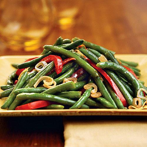 Acción de gracias Dinner Side Dishes: Green Beans With Shallots and Red Pepper Recipes