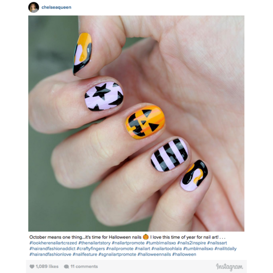 عيد الرعب Nail Art: Stripes, Stars, and Pumpkins