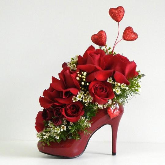 الأزهار Arrangement in Shoe