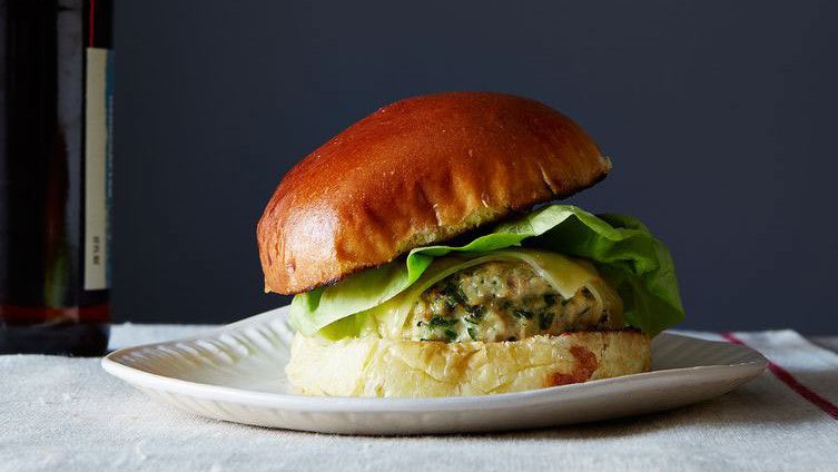 herbed Chicken Burgers with Spicy Aioli 