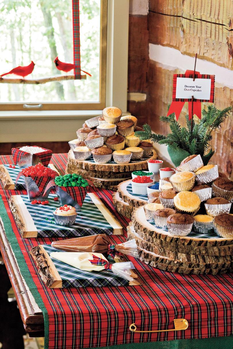 Navidad Decorating Ideas: Decorate Own Cupcakes