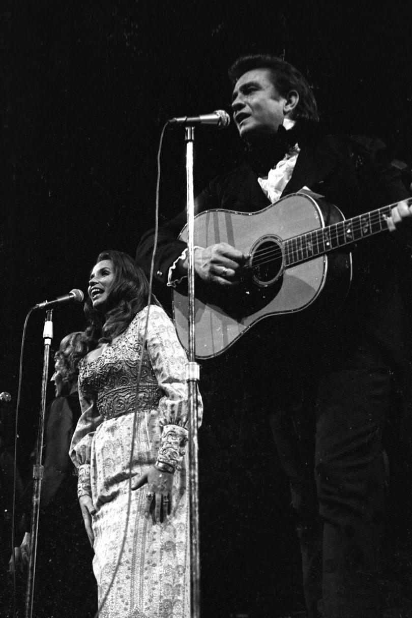 لا ينسى Country Music Duets Johnny Cash and June Carter