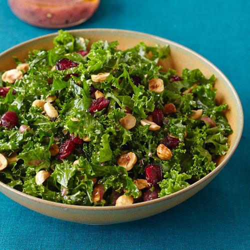 كرنب salad with cranberry vinaigrette recipe