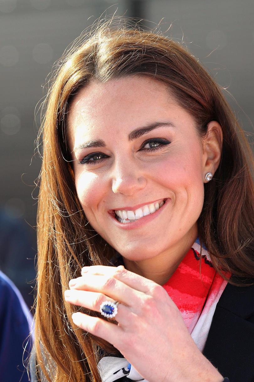 царски Engagement Rings Kate Middleton, Duchess of Cambridge