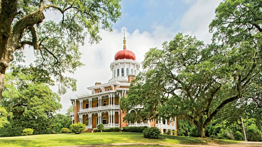 Longwood Mansion in Natchez, Mississippi