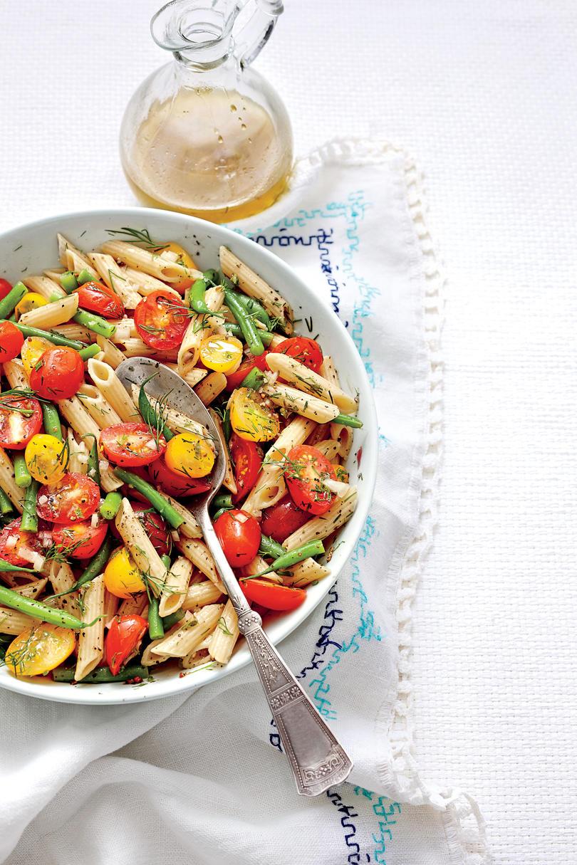Pasta with Green Beans and Tomatoes