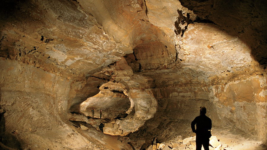 ضخم Cave, Kentucky