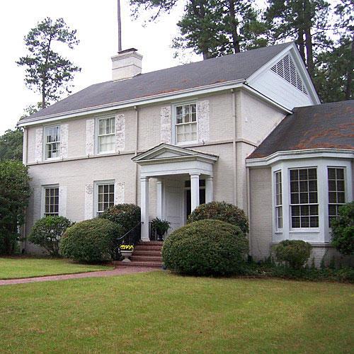къща Makeover Ideas: Southern Colonial Revival Home