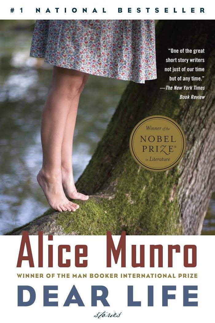 العزيز Life: Stories by Alice Munro