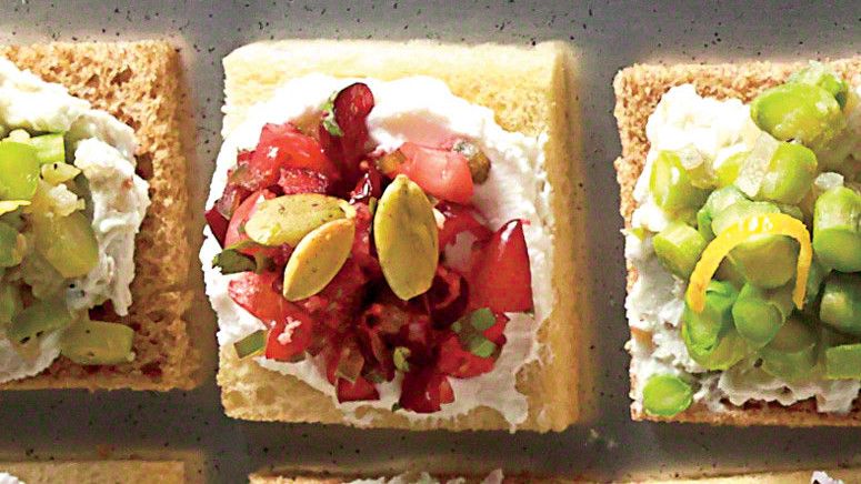 Cranberry-Goat Cheese Canapes