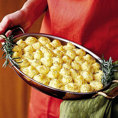Thanksgiving Dinner Side Dishes: Caramelized Onion-and-Gorgonzola Mashed Potatoes
