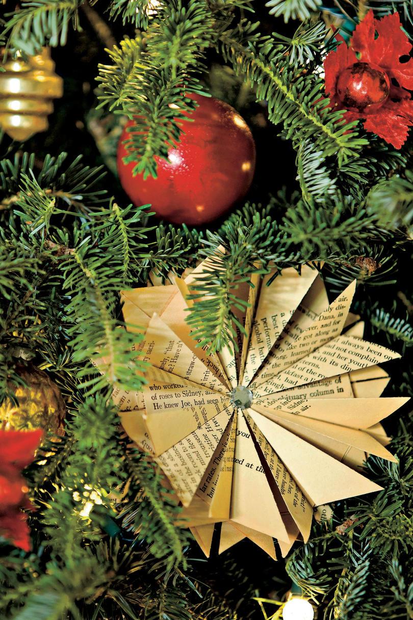 ポインセチア Origami Christmas Ornaments
