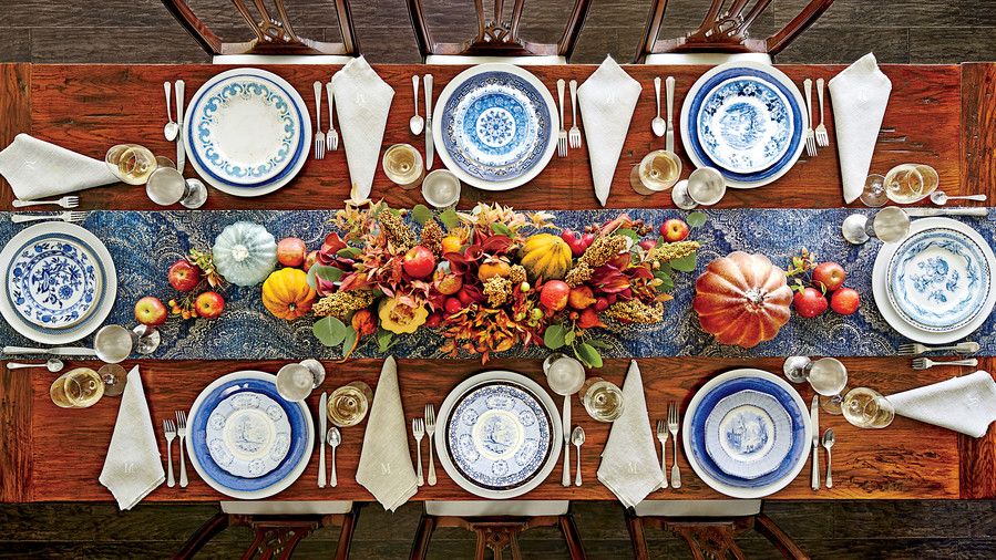 правоъгълен Thanksgiving Table Setting