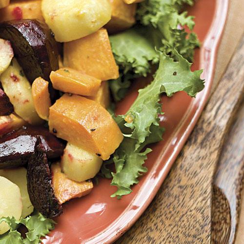 Денят на благодарността Dinner Side Dishes: Roasted Root Vegetables With Horseradish Vinaigrette Recipe