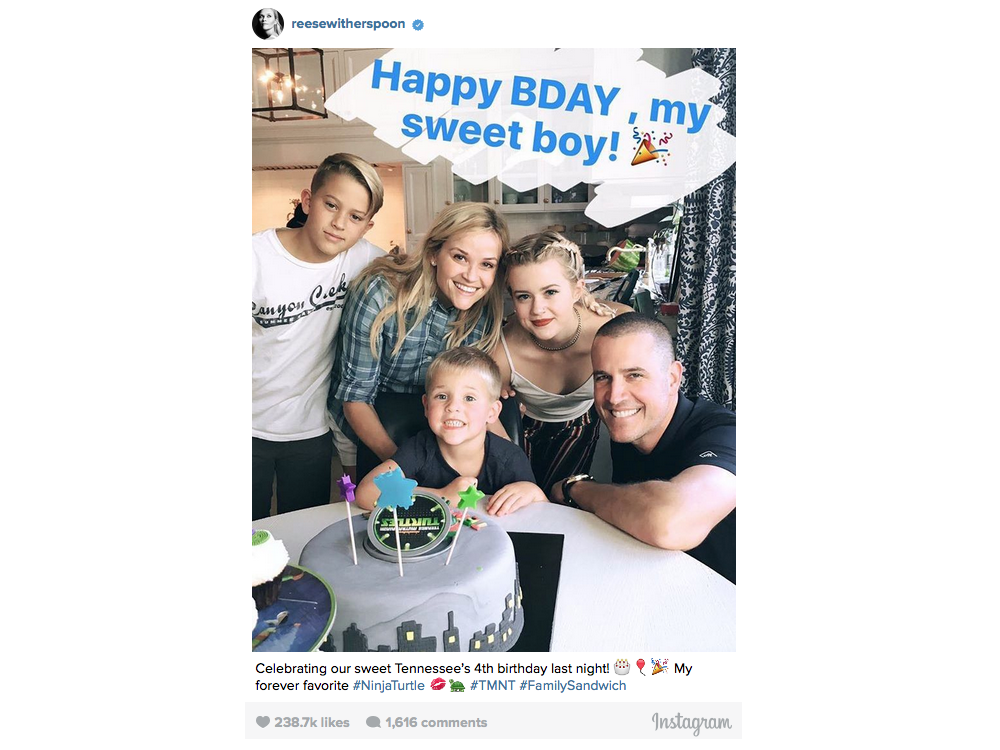 Рийз Witherspoon Celebrates Son's 4th Birthday 