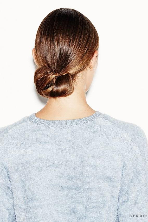 Pulcro and Chic Low Bun