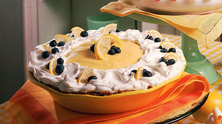 طازج Blueberry Recipes: Lemon-Blueberry Cream Pie