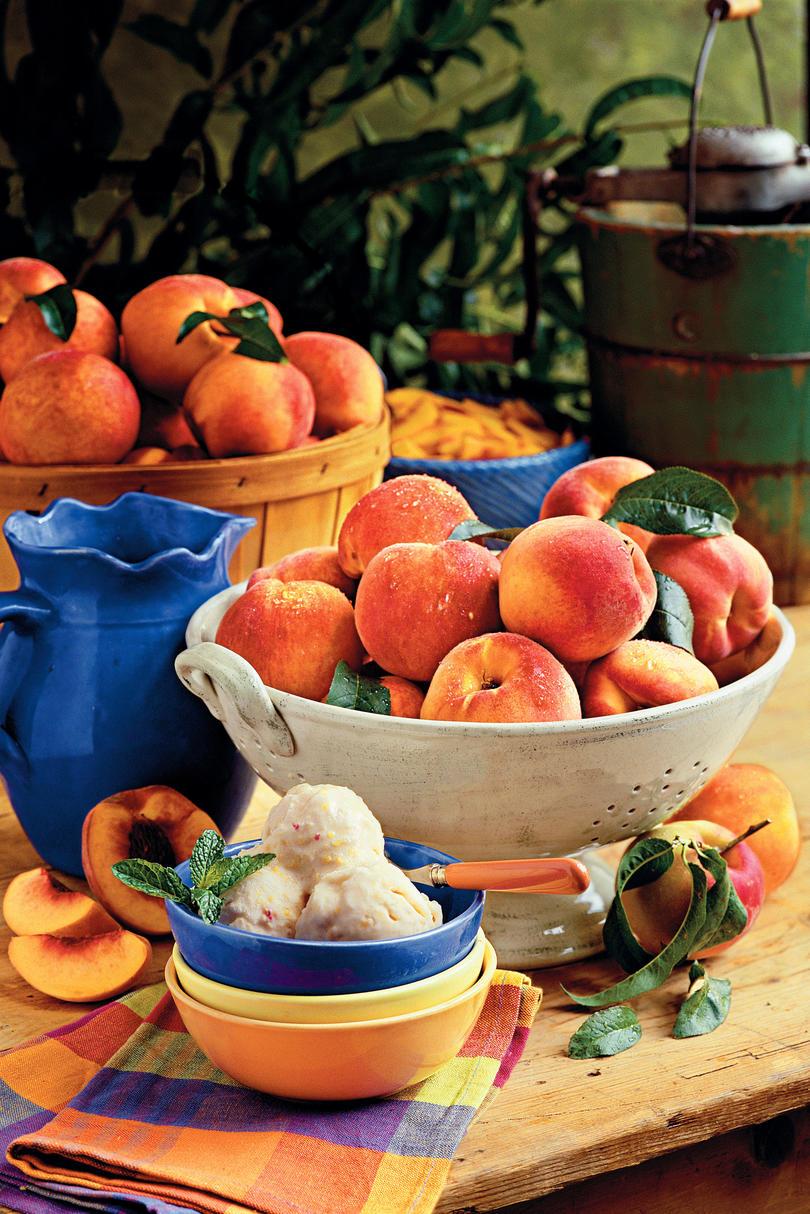 Sommer Peach Recipes: Summertime Peach Ice Cream