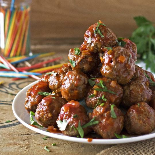 حار Sriracha Party Meatballs 