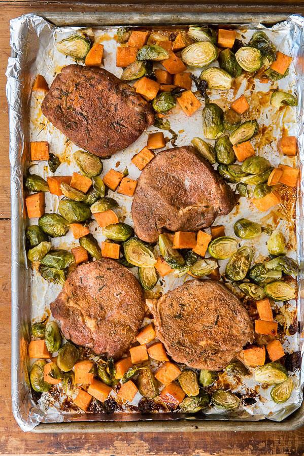 Krydret Pork Chops with Brussels Sprouts and Sweet Potatoes