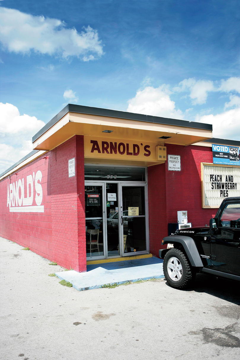 Syd Diner Restaurants: Arnold's Country Kitchen, Nashville, TN