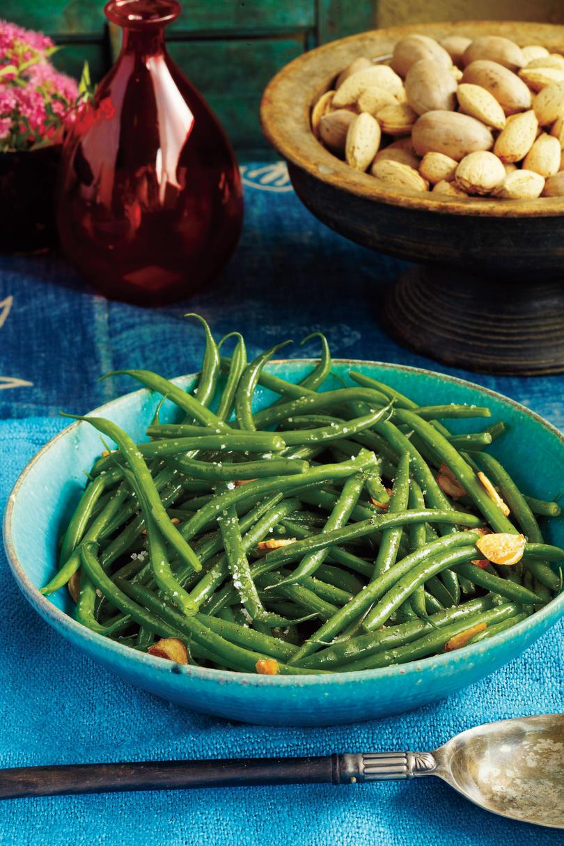 أخضر Beans with Garlic