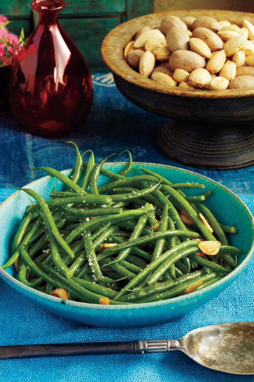 Verde Beans with Garlic
