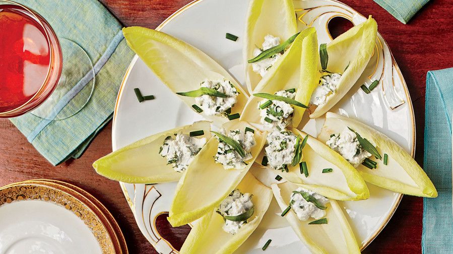 Plněné Endive with Herbed Goat Cheese