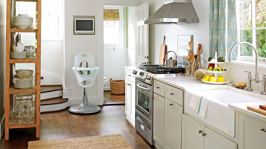 صغير جدا White Kitchen with Baby Chair