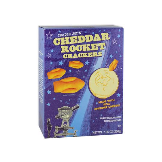 queso Cheddar Rocket Crackers