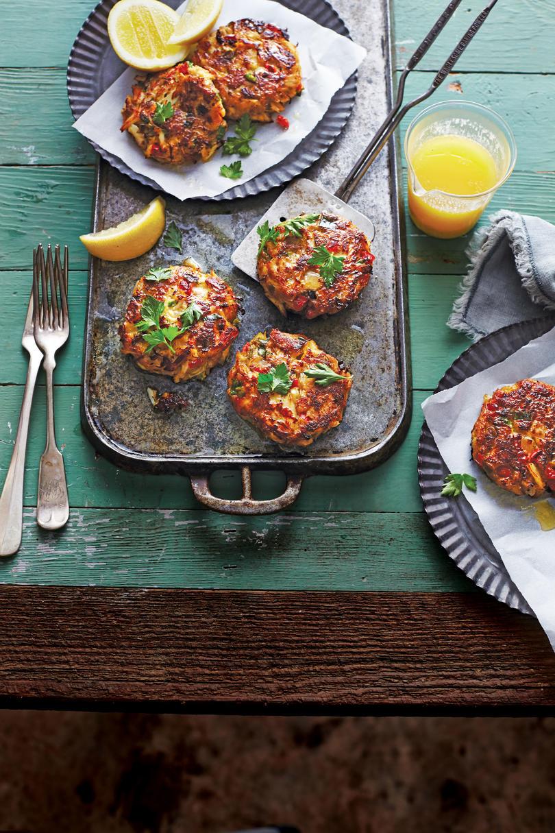 Golfo Crab Cakes with Lemon Butter