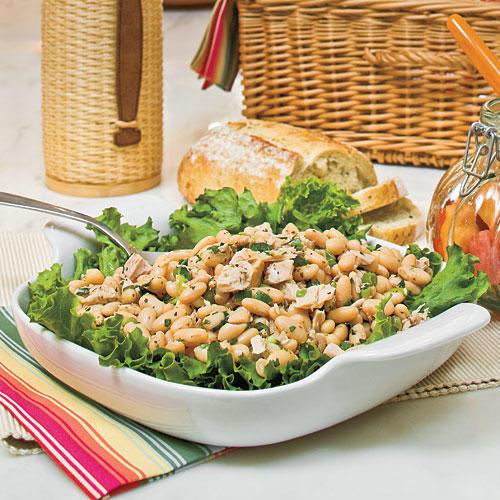 صحي Main Dish Salad Recipes: White Bean-and-Tuna Salad 